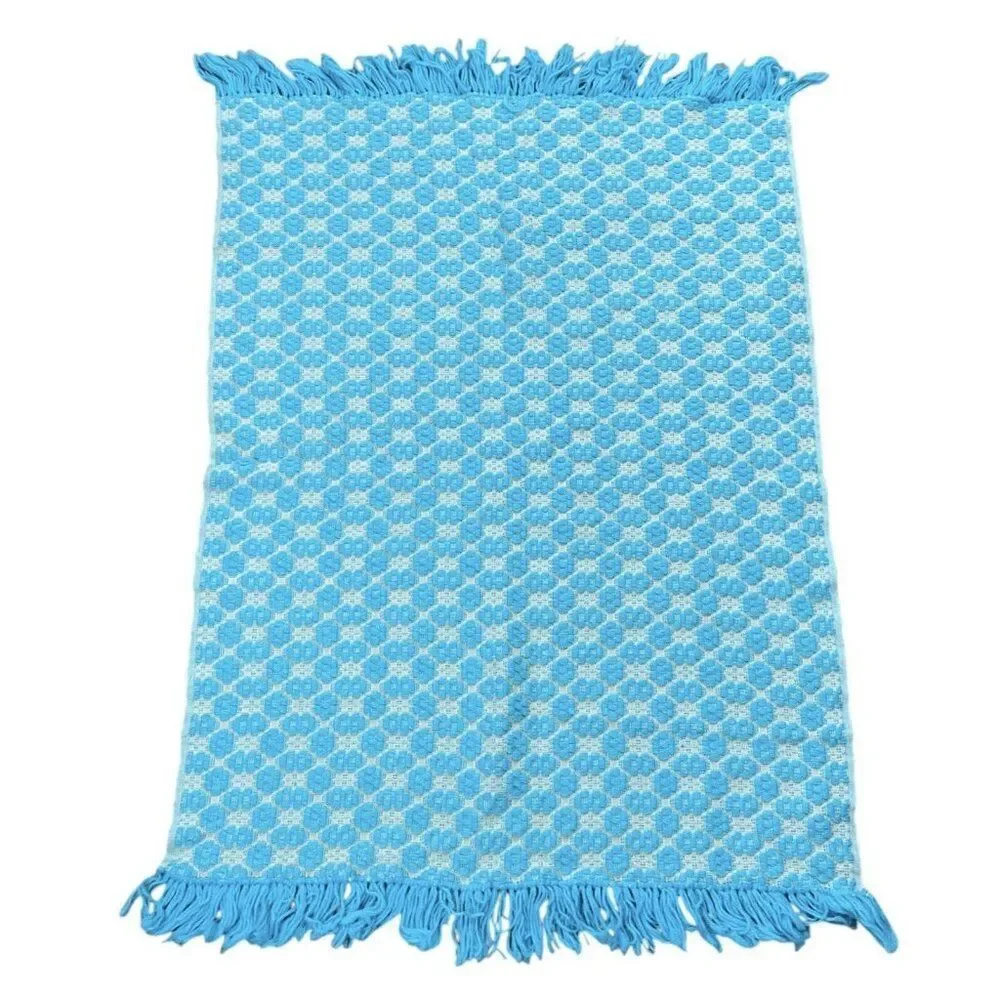 RARE Vintage 1960s Light Blue Fringe Double Daisy Throw Blanket 50x33 BEAUTIFUL